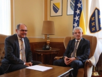 DŽAFEROVIĆ U LICE SCHMIDTU: 'Konstitutivni narodi moraju imati ISTA PRAVA u oba entiteta, a to nije osigurano Vašim amandmanima!'