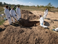 NAKON POVLAČENJA RUSKE VOJSKE: U Limanu otkrivena masovna grobnica i još 200 grobova