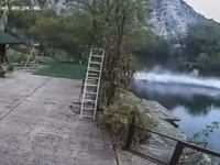 UZNEMIRUJUĆI SADRŽAJ: Procurila snimka pada visećeg mosta nakon kojeg su poginule dvije žene iz Zvornika...