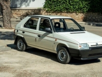 TRANSPORTOM DO BRNA: Čeh iz nostalgije kupio 'Favoritku' po cijeni nove 'Octavije'