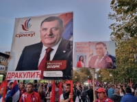 POZDRAVLJENI CVIJANOVIĆ I DODIK: Počeo miting u banjalučkom parku - 'Niko i ništa nije jače od narodne volje...'