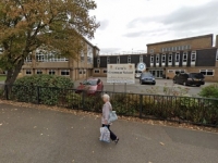 TRAGEDIJA U ENGLESKOJ: Nogometni sudija preminuo nakon što ga je udarila lopta na utakmici