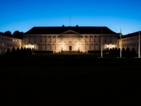 MJERE ŠTEDNJE: Širom Evrope palače u mraku, svjetla ranije gase i trgovine...