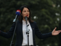 JELENA TRIVIĆ STIGLA NA PROTESTE:  'Jedino čega se plaše je narod i zato smo ovdje' (FOTO)