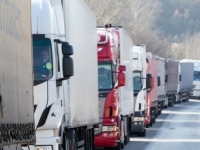 MASOVNI ODLASCI MLADIH VOZAČA: Za volanom kamiona u BiH sjedi 70% penzionera