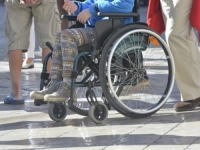 ODLUKA VLADE FBiH: Utvrđen Nacrt zakona o jedinstvenim načelima i okviru materijalne podrške osoba sa invaliditetom