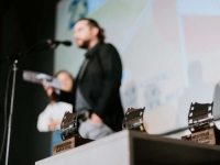 SVI LAUREATI MFF-a: Film 'Kako spasiti mrtvog prijatelja' najbolji dokumentarac 23. Mediteran Film Festivala...