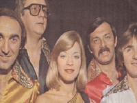 DJEVOJAČKI SE PREZIVA ČOVIĆ: Pogledajte kako danas izgleda legendarna Tonka iz hita Novih fosila...