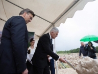 U HRVATSKOM SABORU RAZOTKRIVENA ČOVIĆEVA I PLENKOVIĆEVA PREVARA: U junu 2020. godine položen kamen temeljac za Podravkinu fabriku kod Mostara, a evo šta je do danas 'urađeno' (FOTO)