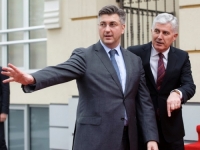 OŠTRO IZ MOSTARA: Plenković se pohvalio – Schmidt 'pali na guranje…'