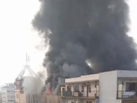 VELIKI POŽAR U SUSJEDSTVU: Vatrena stihija guta robnu kuću... (VIDEO)