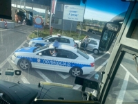 ŠTA SE DEŠAVA U RS-u: Zaustavljeni autobusi iz više gradova na ulasku u Banjaluku, policija pregleda spisak putnika