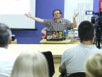 KAD PUHALO TVITA: 'Dok CIK prebroji glasove sa ovih izbora, eto...'