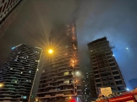 DRAMA U ISTANBULU: Požar zahvatio 24-spratnicu, vatrogasci na terenu (VIDEO)