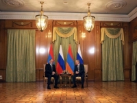 AGRESOR KAO MIROTVORAC: Putin domaćin...