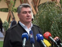 NAZVAO IH POLITIČKOM ORGANIZACIJOM: Milanović se oglasio povodom prepirke sa Majkama Srebrenice