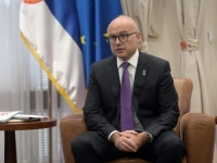 PRENOSI VUČIĆEVE RIJEČI: Ministar odbrane Srbije prijeti
