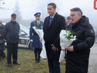 'SB' NA LICU MJESTA: Članovi Predsjedništva BiH na obilježavanju Dana državnosti Bosne i Hercegovine, pogledajte ko se sve poklonio zastavi… (FOTO)