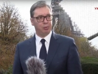 HIT SNIMAK ZBUNJENOG VUČIĆA NAKON ŠTO MU JE ZAMALO PAO REFLEKTOR NA GLAVU: 'Nisam se ni pomjerio' (VIDEO)