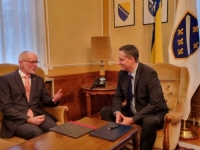 BEĆIROVIĆ RAZGOVARAO SA AMBASADOROM FITSCHENOM: Najavljen nastavak podrške Njemačke reformskim i integracijskim procesima BiH