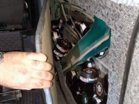 CARINICI SE NAŠLI U ČUDU: Supružnici prijavili lični prtljag, a evo gdje su 70 kg robe smjestili...