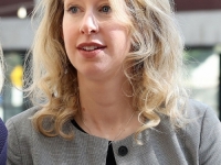 NAJMLAĐA MILIJARDERKA: Elizabeth Holmes osuđena na 11 godina zatvora