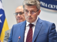 MEHMEDOVIĆ OGORČEN POTEZOM 'OSMORKE': 'To što ste uradili je najveća izdaja građanskih principa u historiji BiH!'