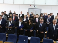 'SB' U SKUPŠTINI KANTONA SARAJEVO: Novi/stari zastupnici prihvatili mandate i položili zakletvu (FOTO)