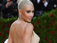 'GUGLALA SAM...': Otkriveno što je sve Kim Kardashian radila zbog haljine Marilyn Monroe (FOTO)