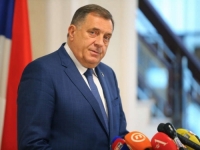 'BRAVO SCHMIDTE! APARTHEJD NA DJELU!': Žestoke reakcije na prijetnju Milorada Dodika da će 'Srbi i Hrvati o svemu odlučiti' u BiH, reagovali Suljagić, Bajrović...