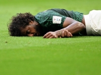 NOKAUT, PANIKA, ZABRINUTA LICA...: Pogledajte stravičnu scenu s utakmice Argentine i Saudijske Arabije (FOTO)