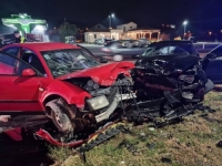 TEŠKA SAOBRAĆAJNA NESREĆA KOD MOSTARA: Vatrogasci spašavali unesrećene iz vozila