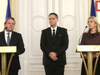 'SB' NA PRESSU U PREDSJEDNIŠTVU BiH: Varhelyi poručio da EU ima velika očekivanja od BiH, a Bećirović da je vrijeme... (FOTO)