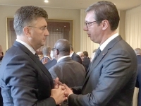 PLENKOVIĆEVA OŠTRA PORUKU VUČIĆU: 'Ne može se sjediti na dvije stolice i glumiti...'