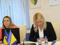 PREDSJEDAVAJUĆA NAPUSTILA SALU: Prekinuta konstituirajuća sjednica Skupštine...