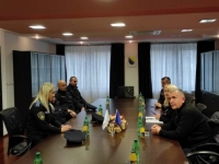 ONI SU HRABRI I NESEBIČNI: U Bihaću upriličen prijem za policajce koji su spasili čovjeka iz Une
