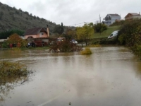 DETALJI UŽASNE NESREĆE U CRNOJ GORI: Vodena bujica prevrnula vozilo, traga se za dvojicom mladića