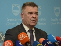 PREDSJEDAVAJUĆI GV GRADA MOSTARA SALEM MARIĆ: 'Ne mogu shvatiti da nekim vijećnicima smeta da u institucijama budu istaknute samo zastave BiH'