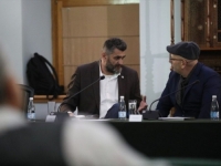 PREDSTAVLJEN DOKUMENT 'BOSANSKI GENOCID, HRESTOMATIJA': 'Vitalno važno da se genocid u Srebrenici izučava na univerzitetima i u školama' (FOTO)