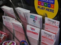 KO IGRA, TAJ I DOBIJA: U američkoj lutriji sretni dobitnik iz Californije osvojio nevjerovatnih...