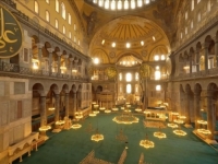 BEZ DAHA: Snimci dronom Aje Sofije (VIDEO)