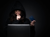 OPREZ NA MREŽAMA: Evo šta se sve događa nakon što se online zlikovci dokopaju brojeva s vaše kreditne kartice