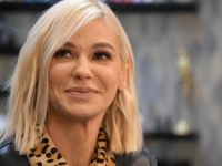 NATAŠA BEKVALAC OPET ZAPROŠENA: 'Mladoženja' poslao prsten vrijedan više od 15 hiljada eura; Pjevačica je otkrila šta (ne) planira