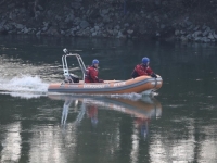 TRAGEDIJA KOD JASENOVCA: U prevrtanju čamca jedna osoba poginula, za drugom se traga