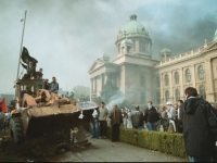 CIA OBJELODANILA VAŽAN DOKUMENT O 5. OKTOBRU: 'U čemu je bilo ključno neslaganje Koštunice i Đinđića i kako je Moskva gledala na svrgavanje Miloševića'