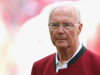 BECKENBAUER SE OPROSTIO OD PELEA: 'Fudbal ostao bez najvećeg'