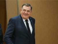 DODIK PONIŽAVA SCHMIDTA: 'Njegova sudbina isključivo zavisi hoćemo li mu pružiti ruku i reći hajde da vidimo šta da radimo!' 