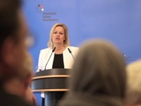 SA ISLAMSKE KONFERENCIJE U BERLINU PORUČENO: 'Smanjiti broj imama iz inostranstva'