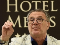 ZDRAVKO MAMIĆ DIGAO HRVATSKU NA NOGE: Njegov Facebook status za samo 40 minuta lajkalo više od osam hiljada ljudi