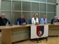 'NISAM ZNALA GDJE DA SAKRIJEM SVOJE DIJETE':  U Sarajevu održana tribina 'Ukrajina - svjedočenje sa lica mjesta'